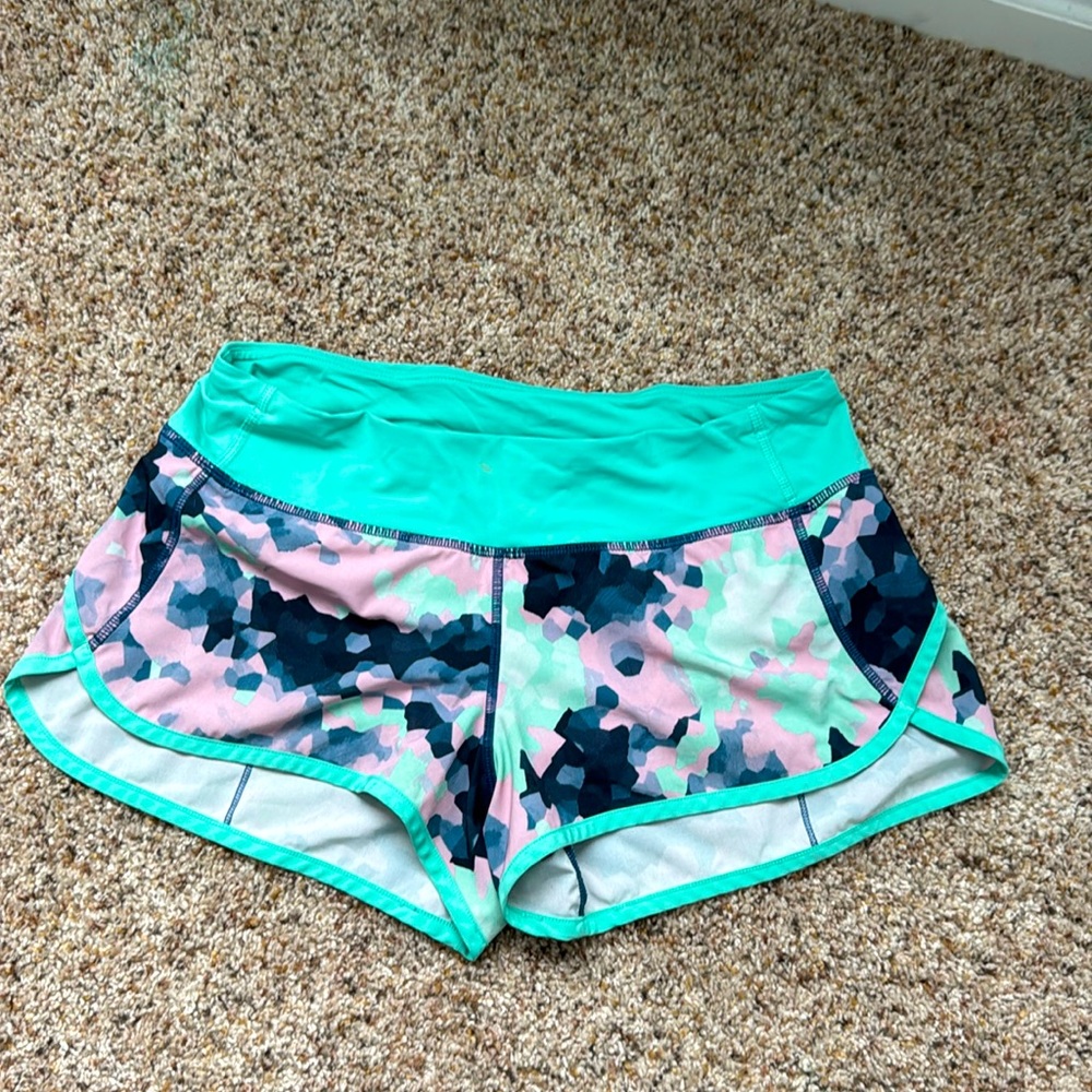 New lightly used Lululemon running shorts